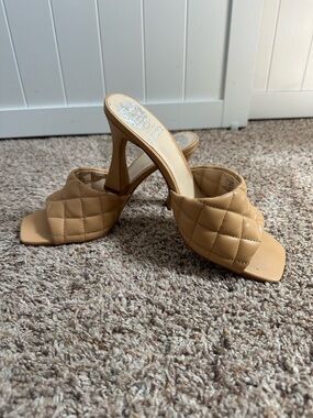 Vince Camuto Quilted Leather Mule Heels Tan Nude Square Toe Sandals Size 7.5